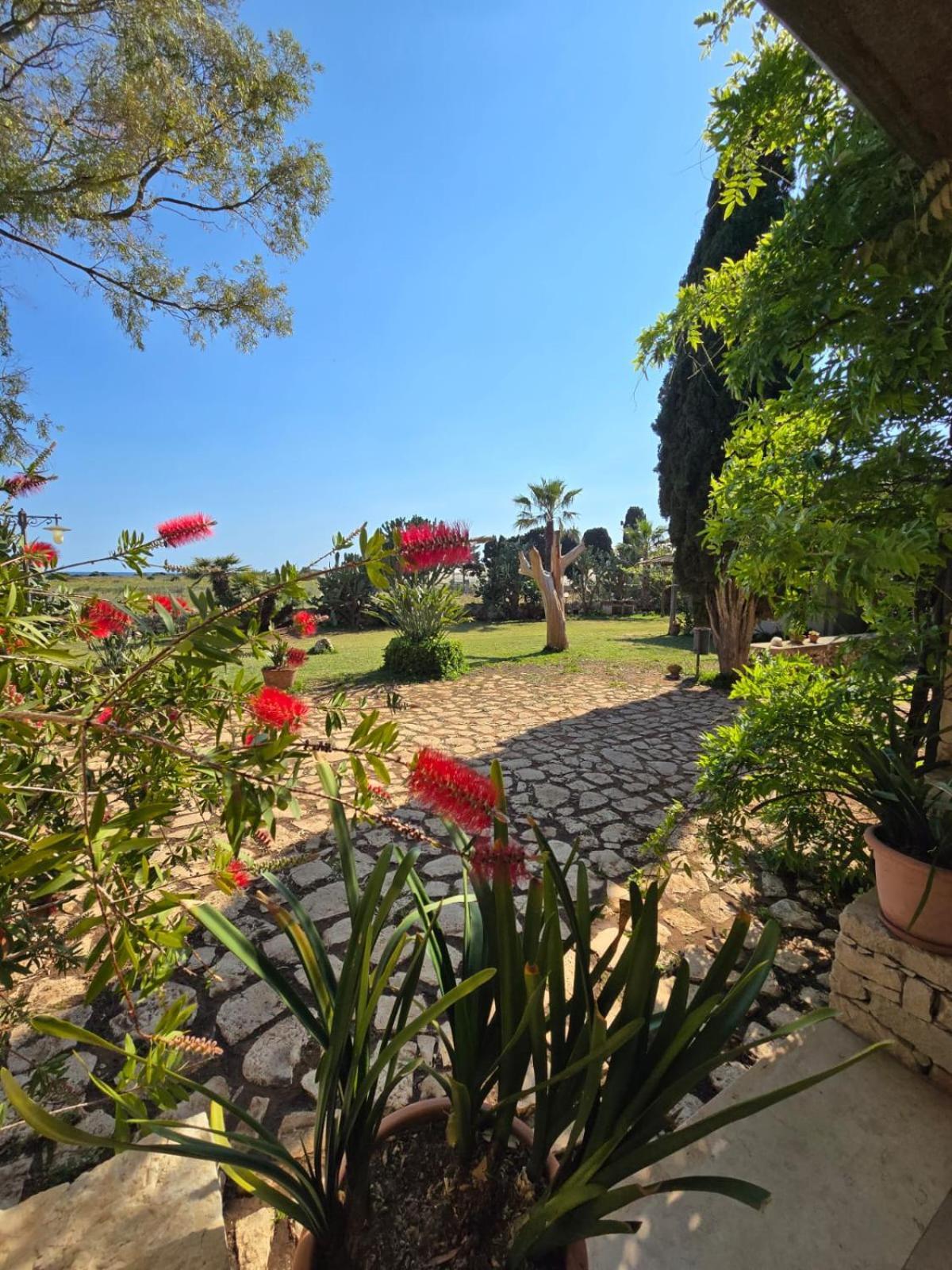 B&B Casa Cavarra Portopalo Di Capo Passero Exterior foto